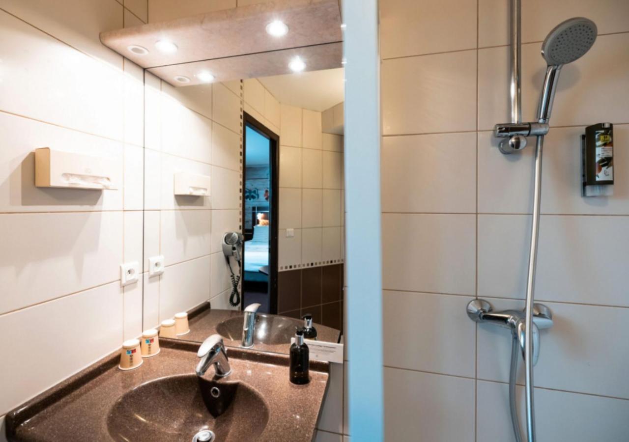 Logis Boutique Hotel Novalis Gradignan Eksteriør billede